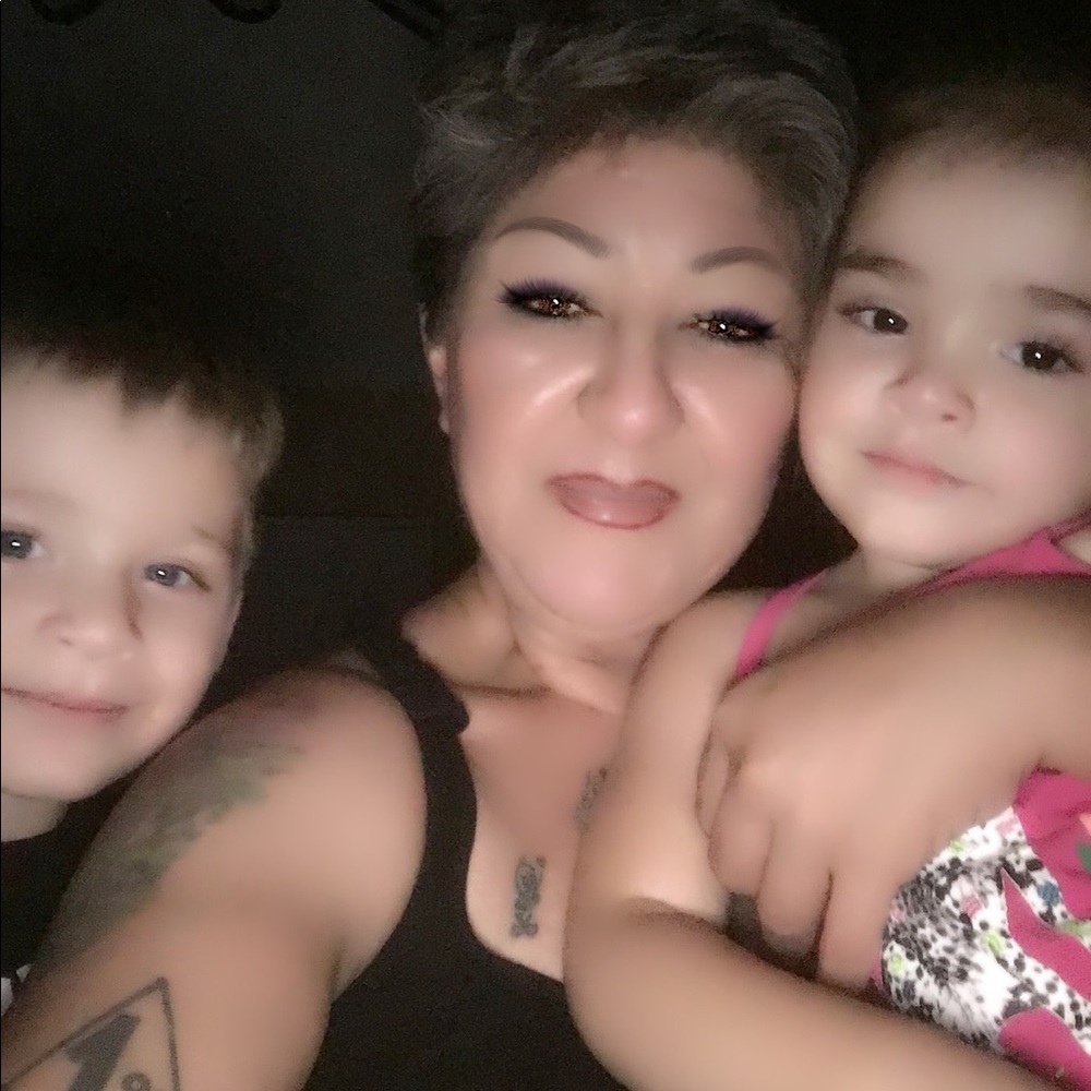 Meet your Posher, Henrietta